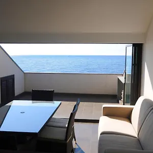  Apartment The Roof On The Sea